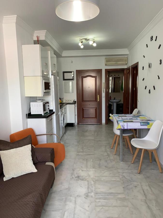 Casa Alicia Apartment Torre Del Mar Luaran gambar