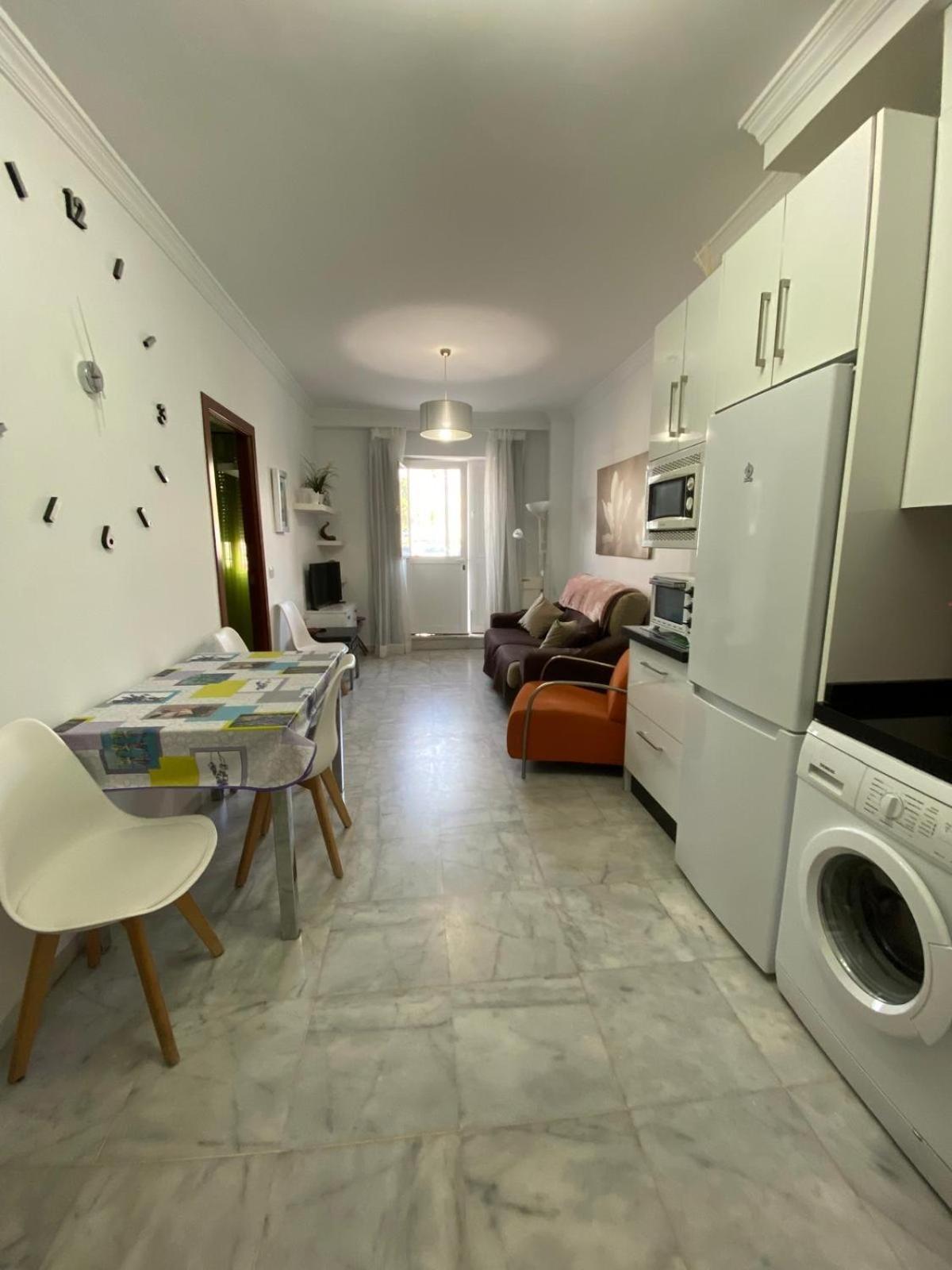 Casa Alicia Apartment Torre Del Mar Luaran gambar